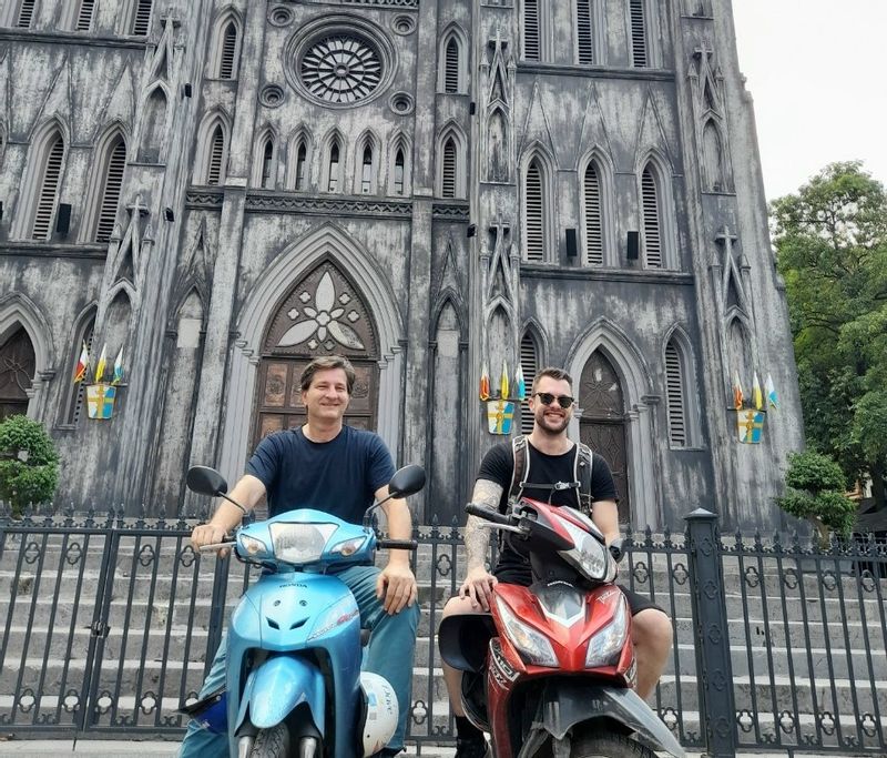 Hanoi Private Tour - Stop at St Josep cathedral Hanoi