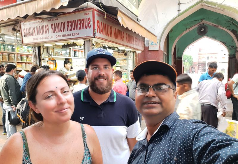 Delhi Private Tour - entrance of spice market