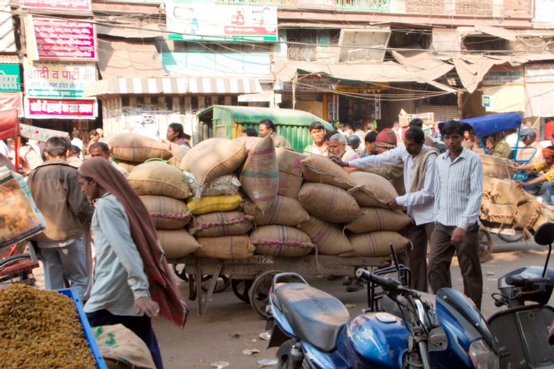 Delhi Private Tour - Bustling spice market