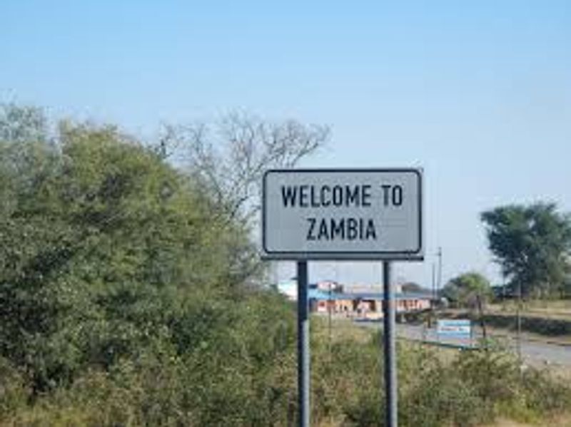 Livingstone Private Tour - Welcome to Zambia, a country of friendly people