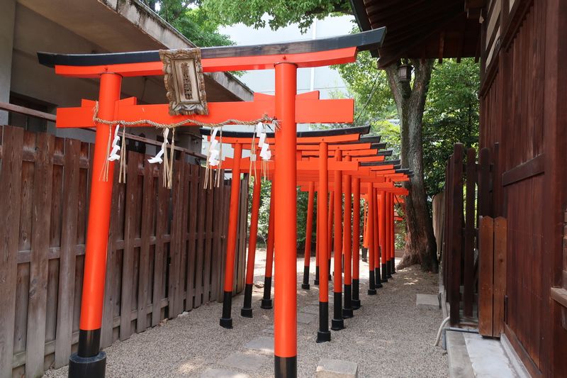 Osaka Private Tour - Horikoshi Shrine