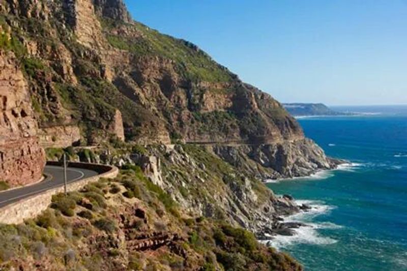 Cape Town Private Tour - Chapmans peak Drive. 