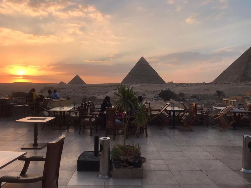 Giza Private Tour - The pyramids view