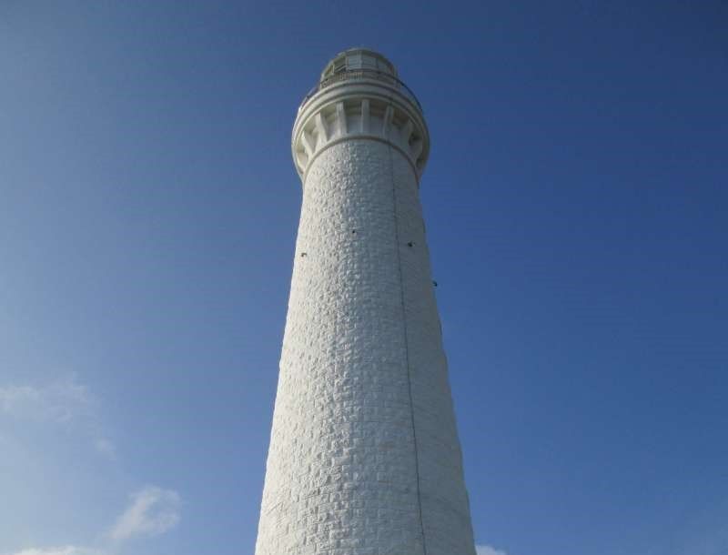 Shimane Private Tour - Hinomisaki Lighthouse: 44 m high above the sea. Let's clime up the stairs inside to the lookout!