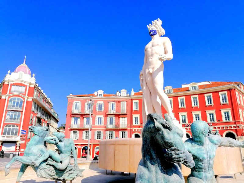 Nice Private Tour - Fountain of Place Massena