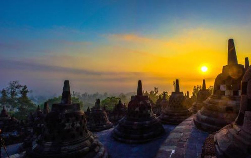 Yogyakarta Private Tour - Borobudur Sunrise