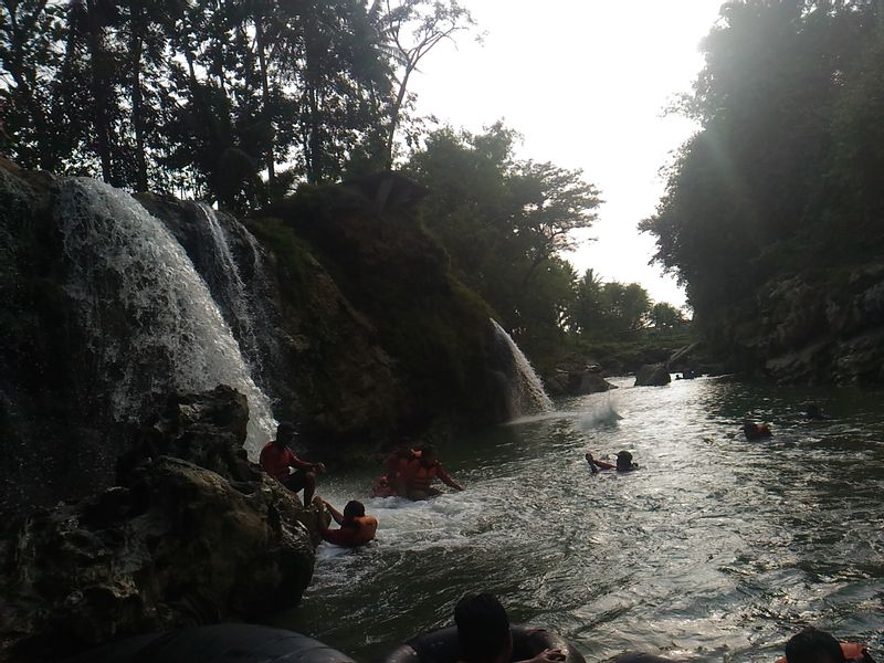 Yogyakarta Private Tour - oyyo river tubing
