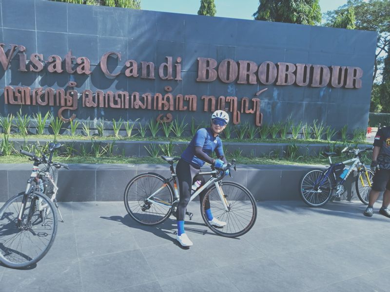 Yogyakarta Private Tour - cycling tour borobudur