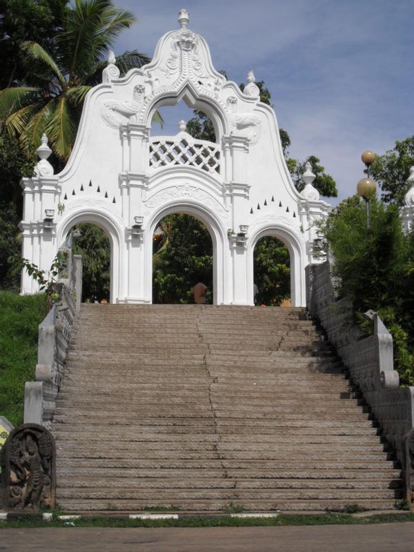 Colombo Private Tour - Kelaniya Rajamahavihara/Temple