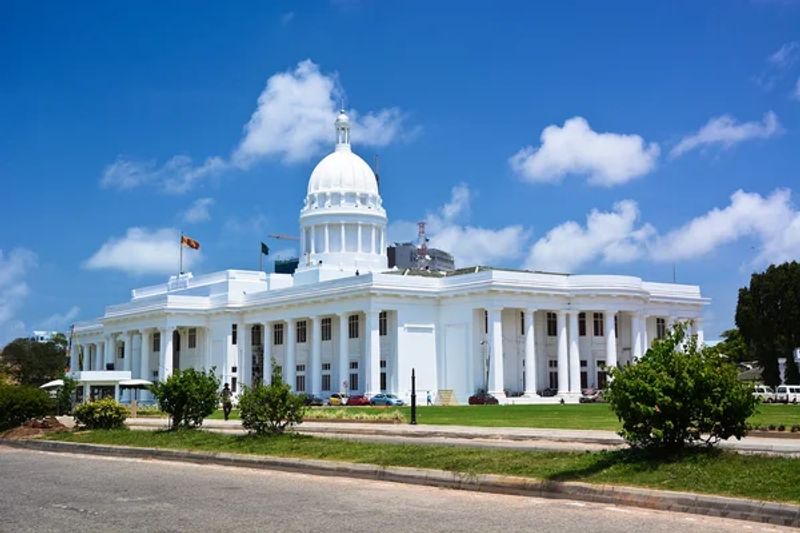 Colombo Private Tour - Town Hall at Cinnamon Gardens, Colombo 7