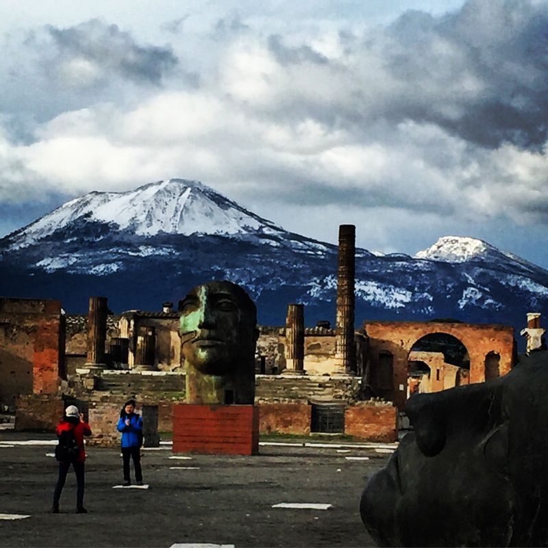 Pompeii Private Tour - Forum and Vesuvio 