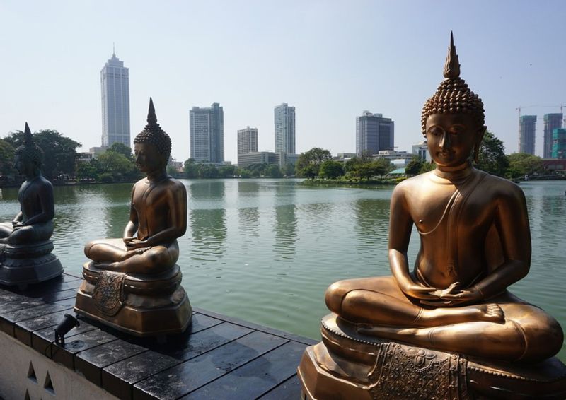 Colombo Private Tour - Gangaramaya Temple