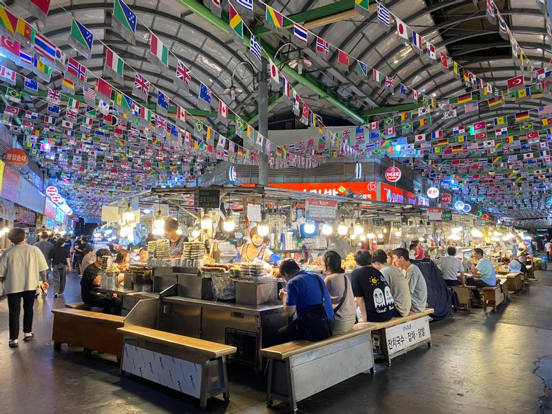 Seoul Private Tour - Gwangjang market