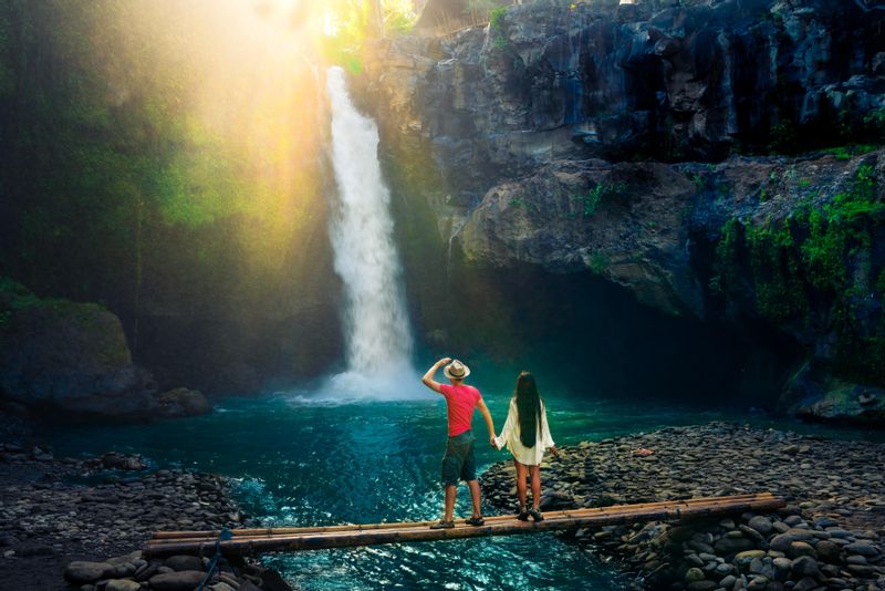 Bali Private Tour - Tegenungan waterfall 