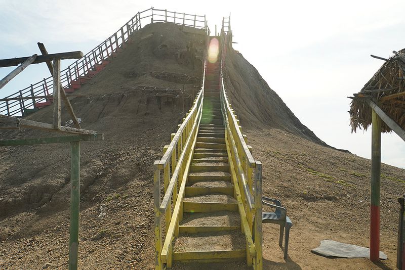 Cartagena Private Tour - Mud Volcano stairs