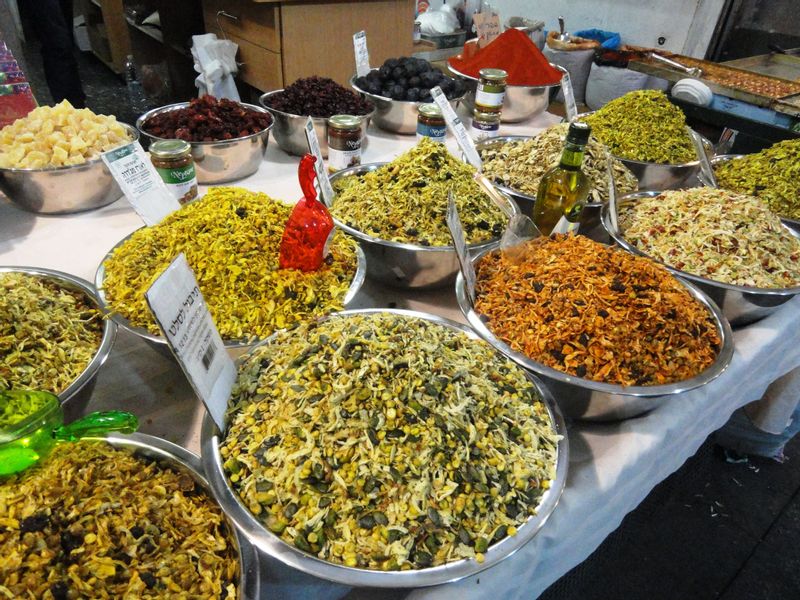 Jerusalem Private Tour - Spices at the shuk