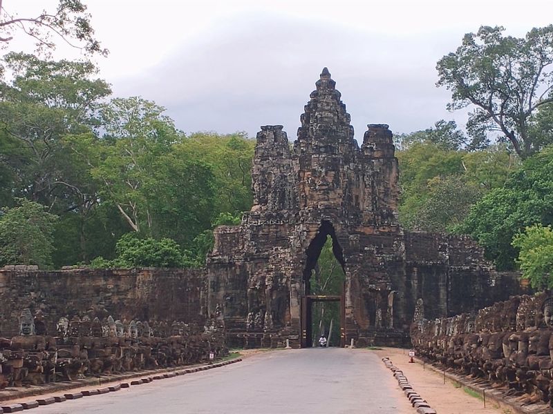 Siem Reap Private Tour - Bayon Temple