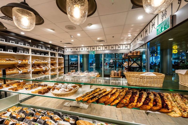 Tel Aviv Private Tour - bakery