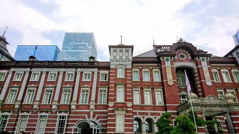 Tokyo Private Tour - Tokyo Station