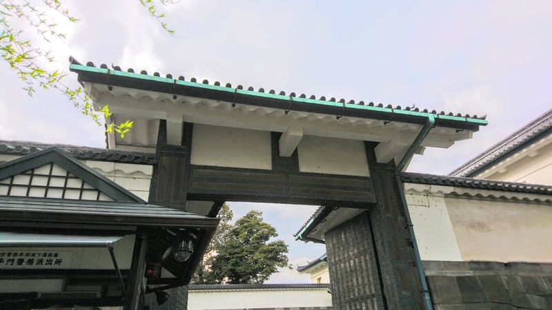 Tokyo Private Tour - Ote-mon Gate (Route 2)