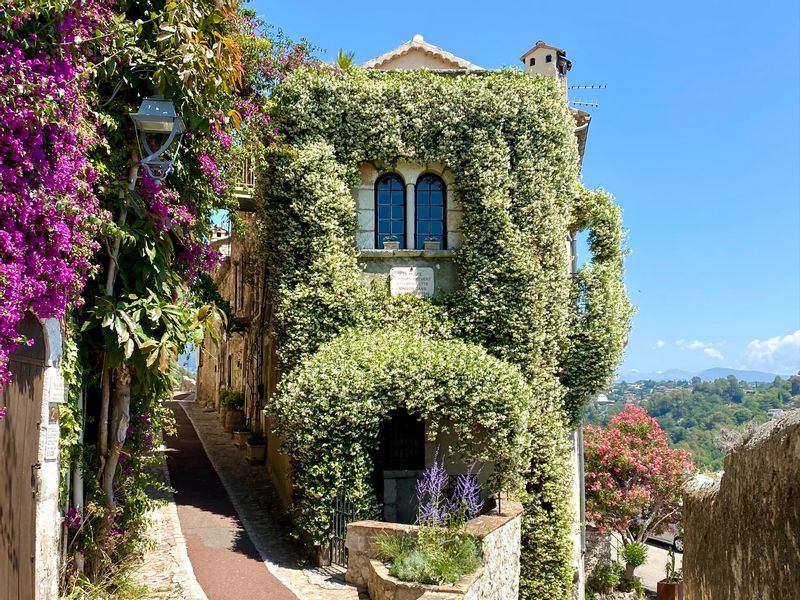 Villefranche-sur-Mer Private Tour - Saint Paul de Vence