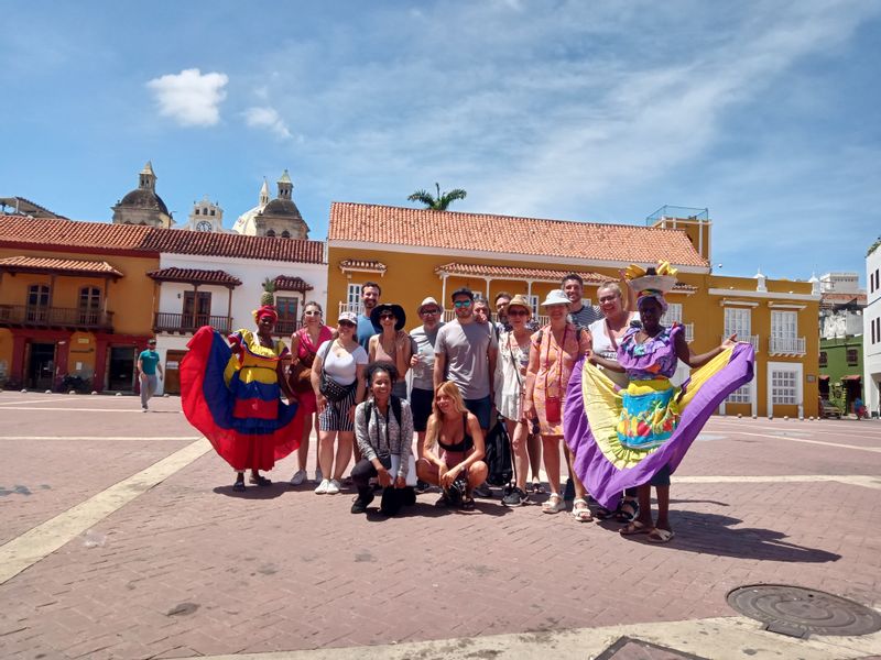 Cartagena Private Tour - Beyond the coloful dressings they have a lovely story of resistance. Palenqueras!