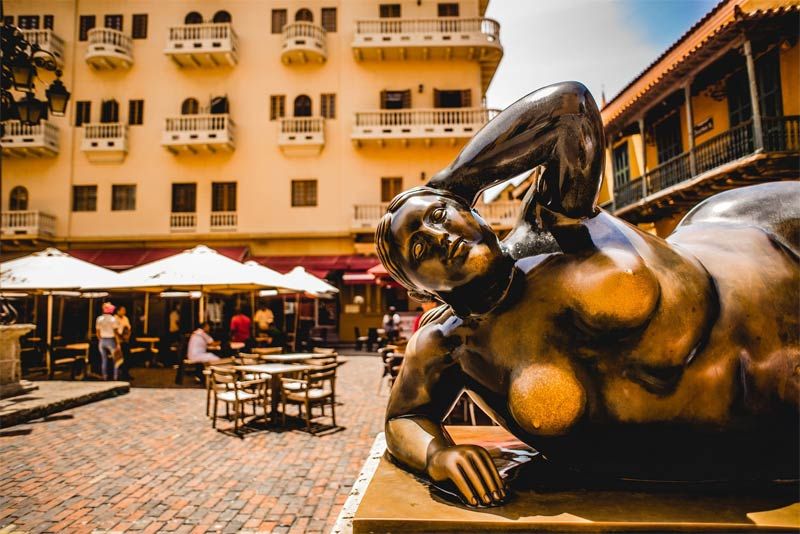 Cartagena Private Tour - A famous sculpture