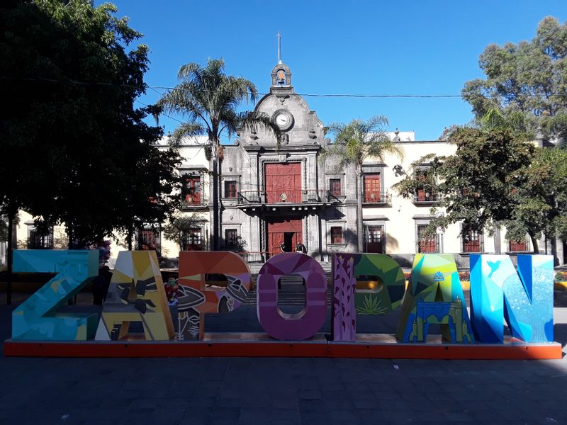 Guadalajara Private Tour - Plaza Cuadillos