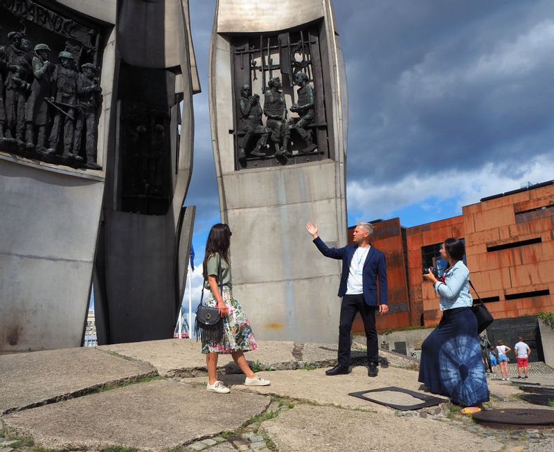 Gdansk Private Tour - Fragment of the monument dedicated to the murdered workers of the Gdansk shipyard.
