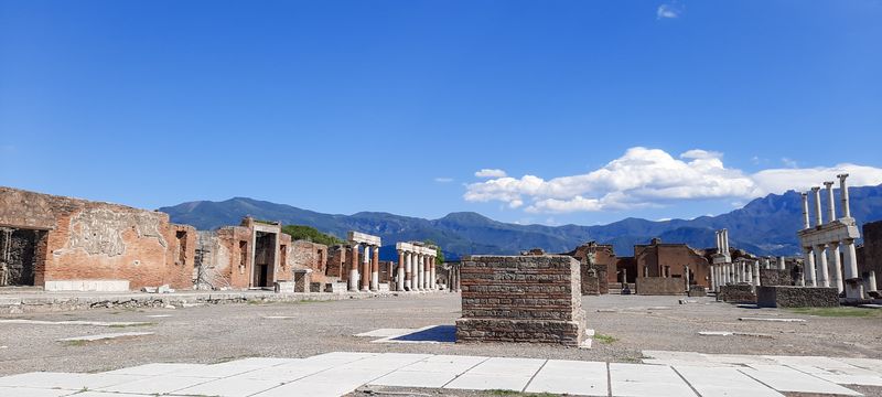 Pompeii Private Tour - The Forum and view of the mountains