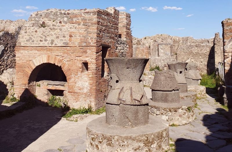 Pompeii Private Tour - Bakery