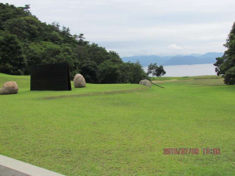 Osaka Private Tour - The front of Lee Ufan Museum