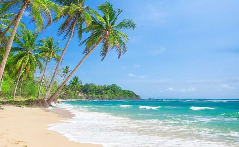 Colombo Private Tour - Sri Lankan beaches