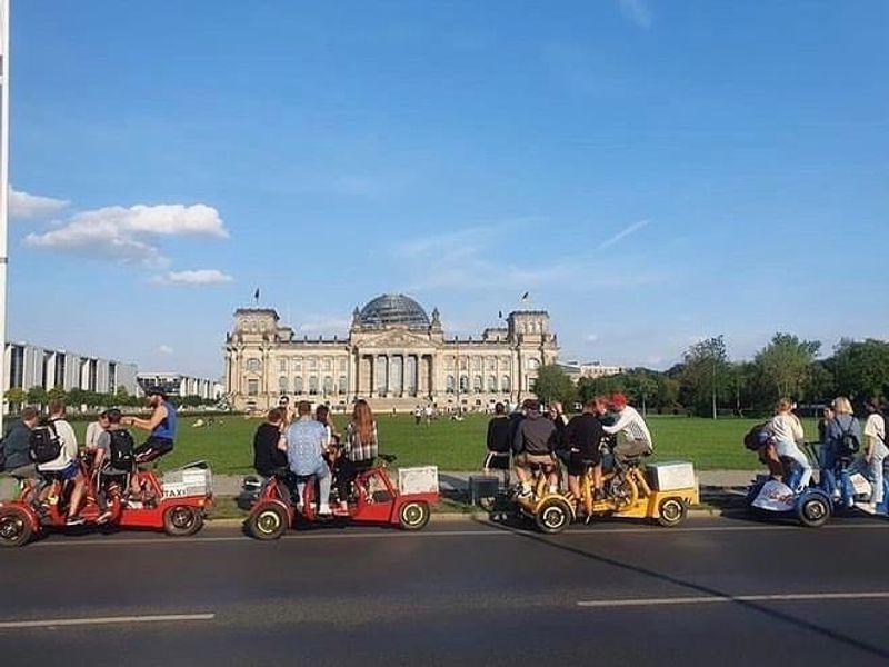 Berlin Private Tour - Parlament 