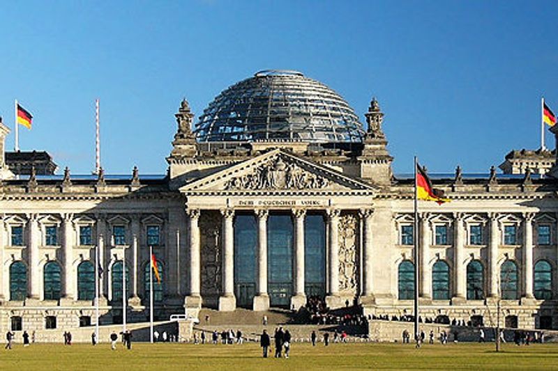 Berlin Private Tour - Parlament