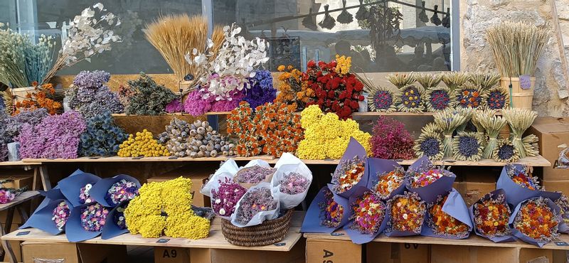 Marseille Private Tour - market