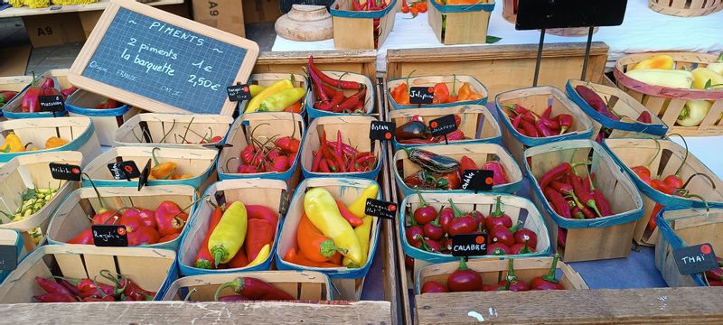 Marseille Private Tour - market