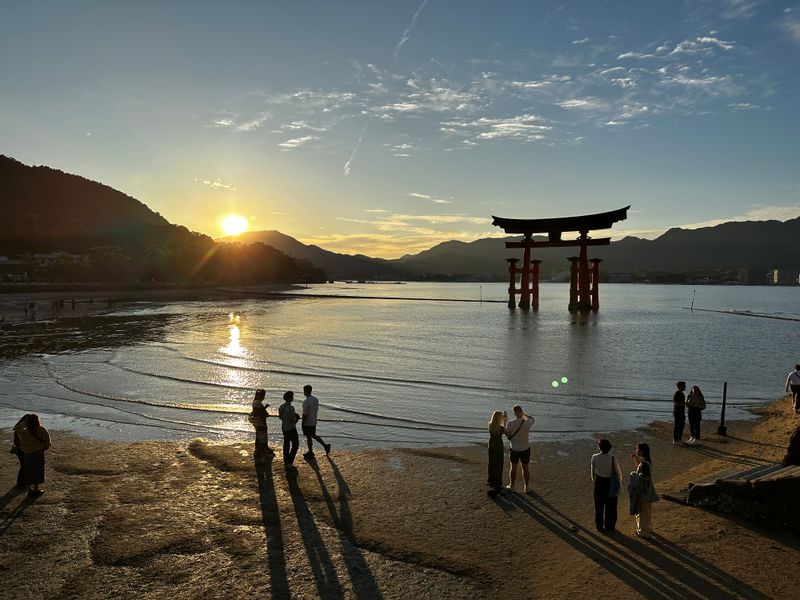 Hiroshima Private Tour - Great Torii Gate Sunset