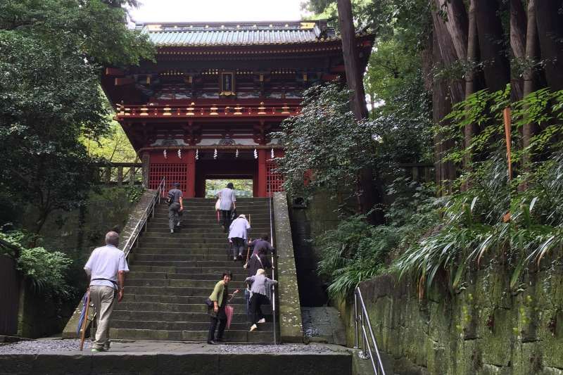 Shimizu Private Tour - Entrance gate of Kunozan Toshogu Shrine