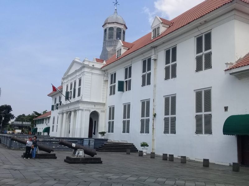 Jakarta Private Tour - Old building in old town, this building it was office for Holland governor in Indonesia.