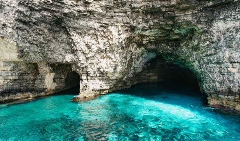 Malta Private Tour - Comino Caves