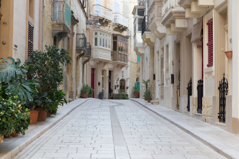 Malta Private Tour - Typical Street of Birgu