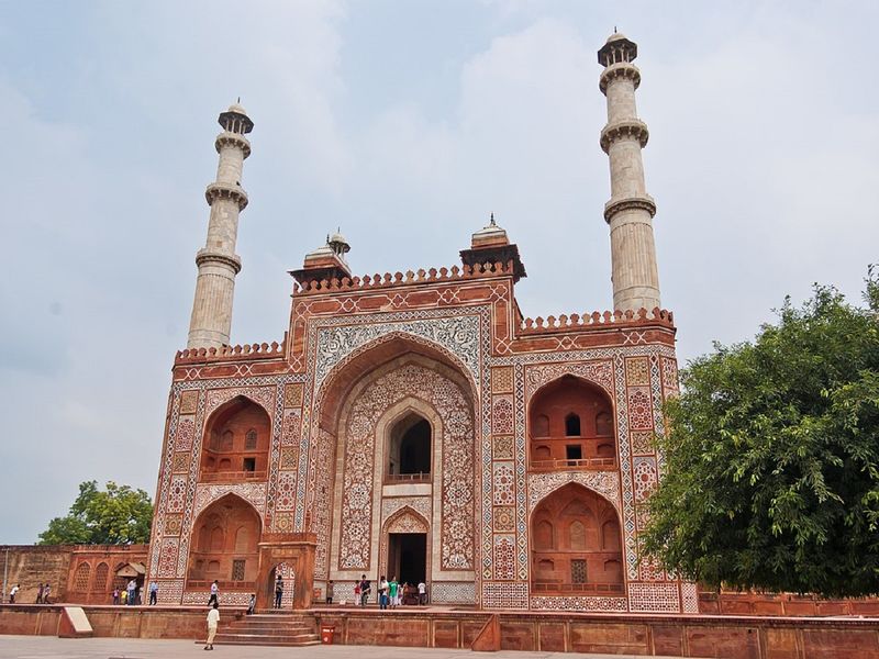 Delhi Private Tour - Akbar Tomb (Sikandra)