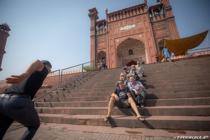 Lahore Private Tour - Mosque entrance 