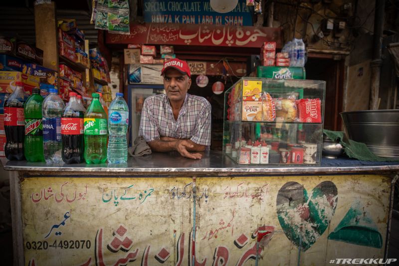 Lahore Private Tour - Lahori shopkeeper 