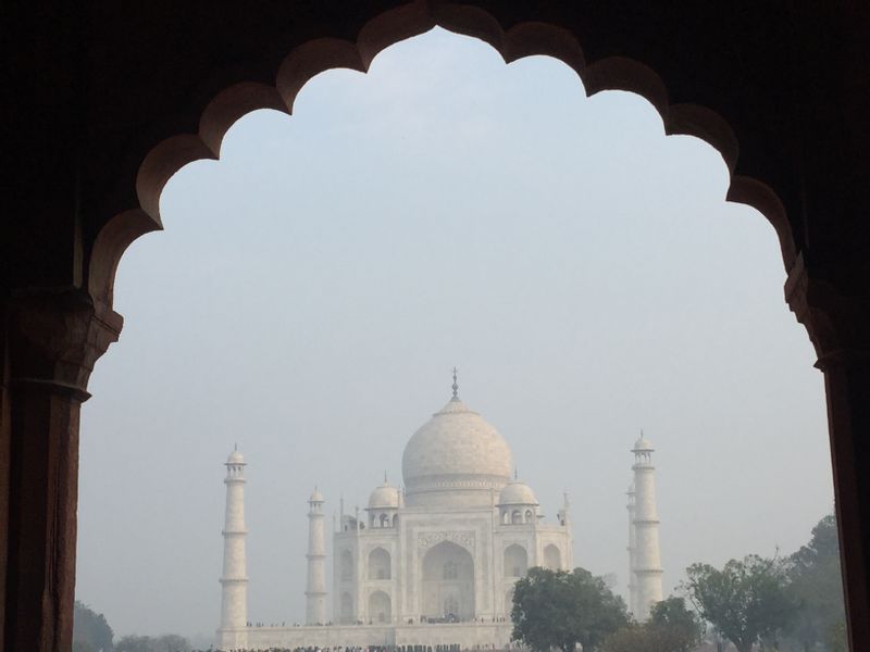 Agra Private Tour - Taj mahal from Arches