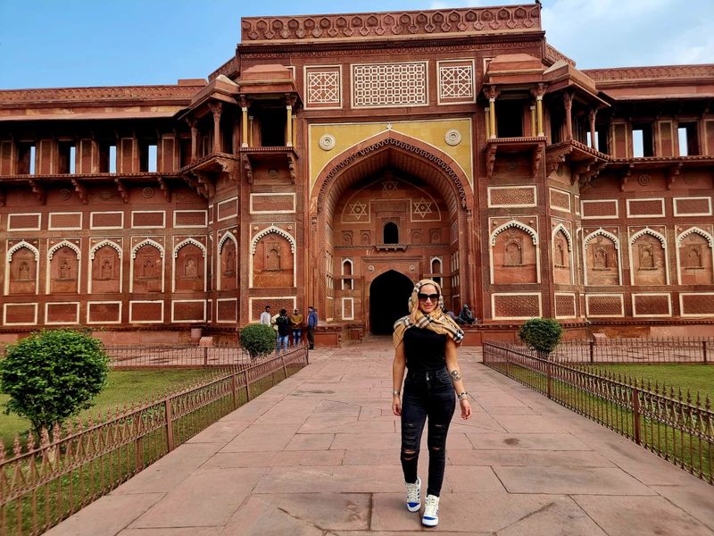 Agra Private Tour - Agra fort palace front 