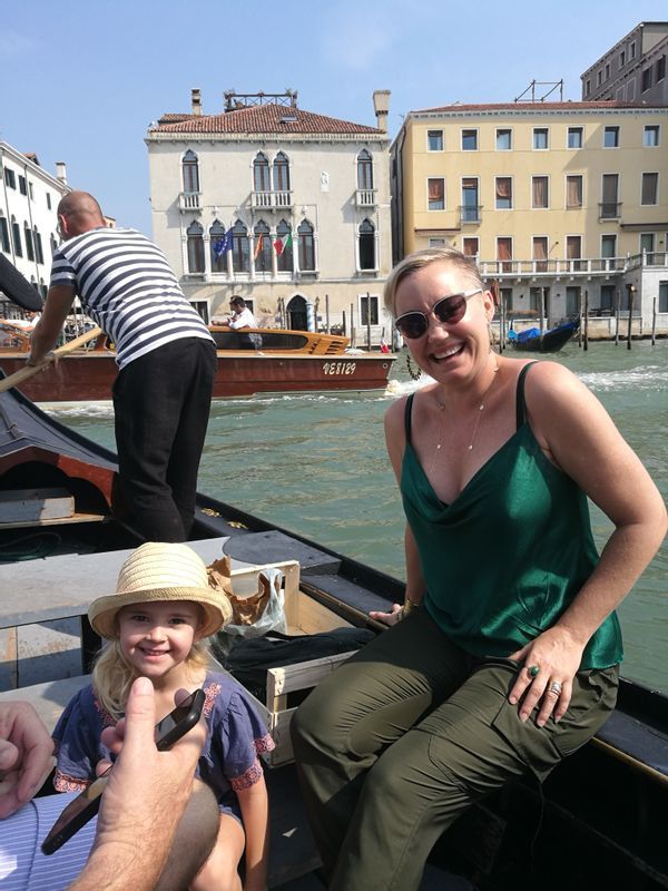 Venice Private Tour - Ferry gondola