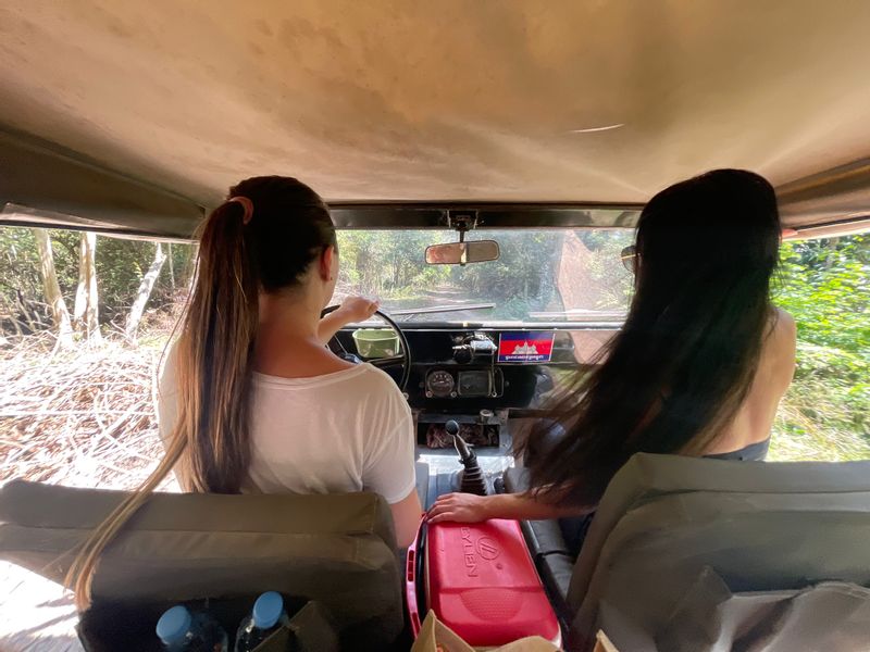 Siem Reap Private Tour - Our jeep.