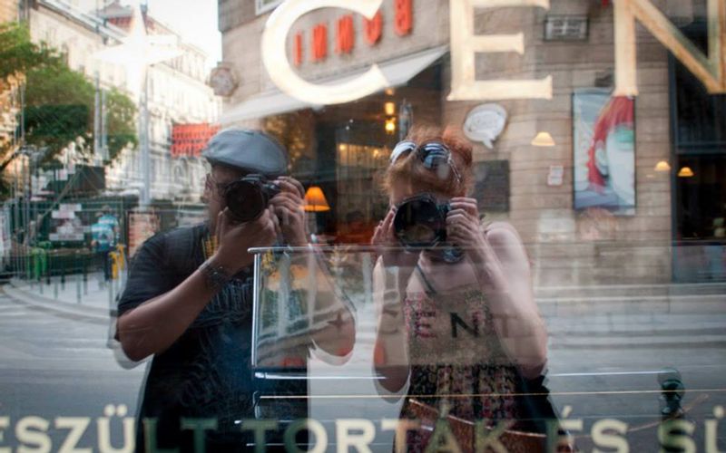 Budapest Private Tour - Playing with reflection.